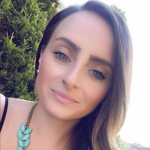 Meet your Posher, Justine